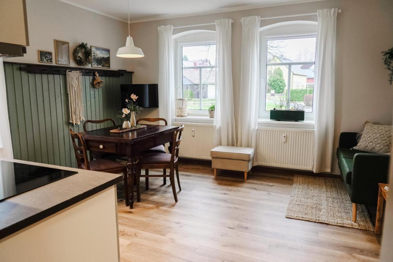 Urlaubsfreude Biedermann Haus Gluecksstein Ferienwohnung Smaragd Bad Schandau Exterior foto